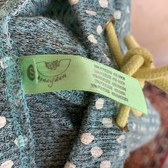 Soft Drawstring Short Shorts - Picture 5 of 5